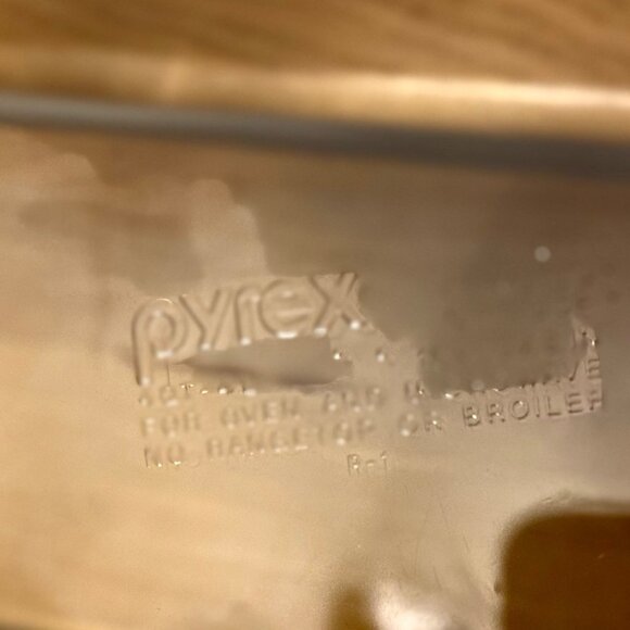 Vintage Clear Glassware Pyrex - Picture 3 of 10